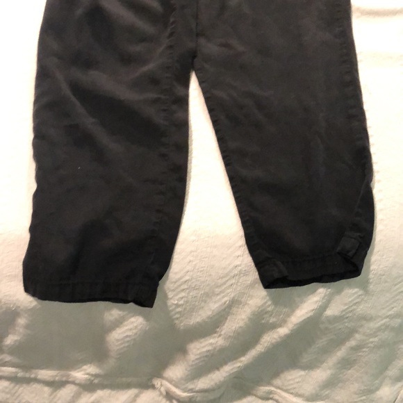 American eagle black dress pants// size 6 // stretchy // button &zipper - Picture 3 of 3